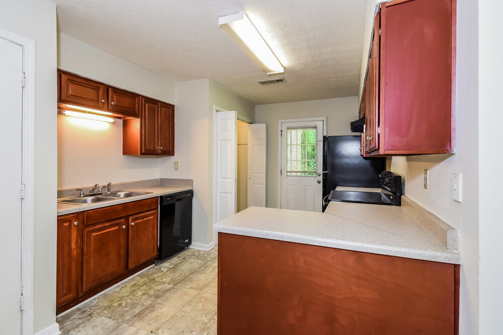 Building Photo - 320 Freeport Dr