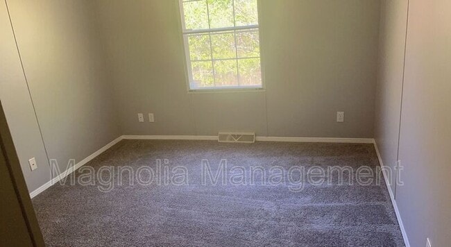 Building Photo - 7101 Mountain Rd