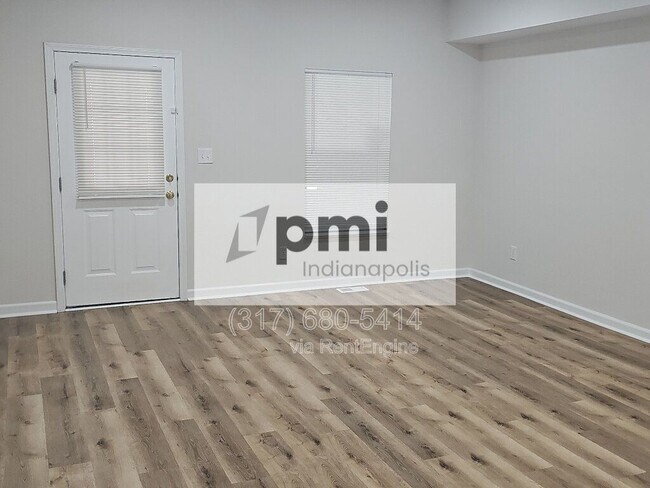 Building Photo - 2828 N Park Ave