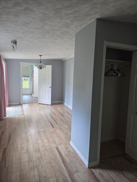 Building Photo - 81 Bridle Way