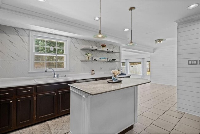 Building Photo - 5291 Manhasset Cove
