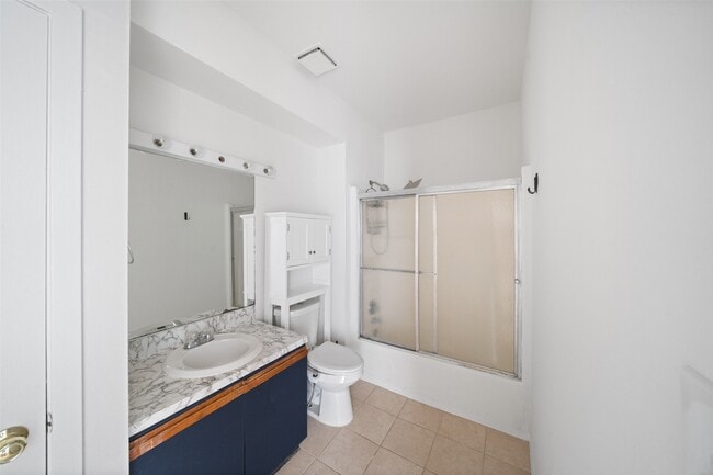 Building Photo - 518 Hawthorne St