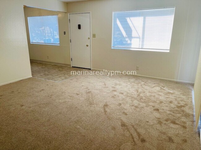 Building Photo - 1613 Valle Vista Ave