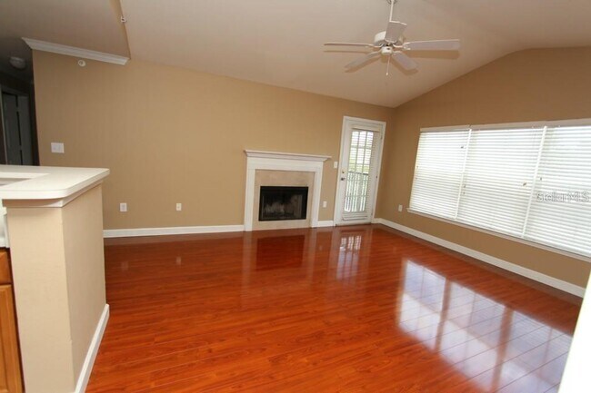 Building Photo - 18517 Bridle Club Dr