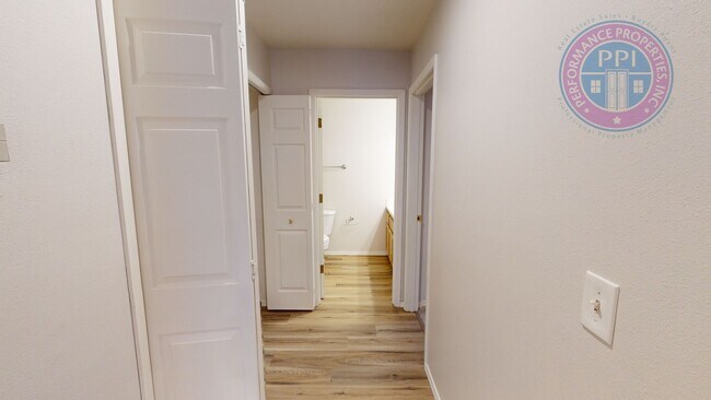 Building Photo - Sought After Single Level Family Home in S...