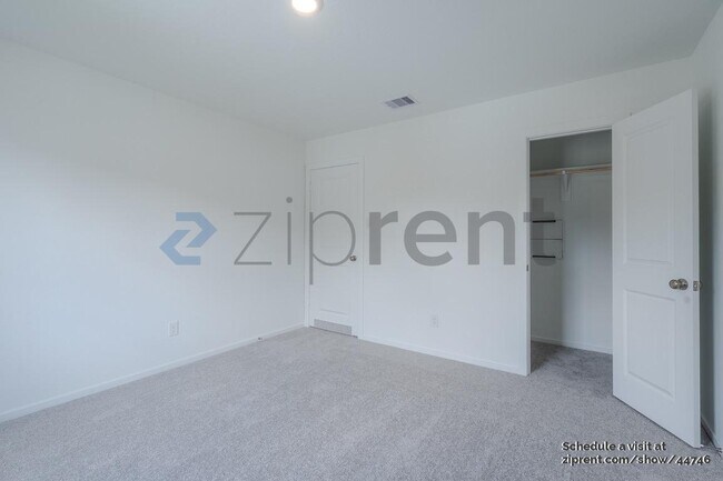 Building Photo - 18003 Valle Cupa Ln