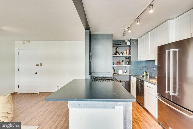 Building Photo - 1545 18th St NW