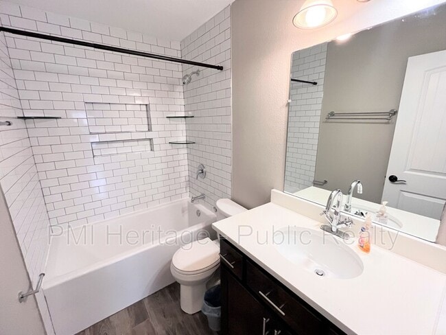 Building Photo - 57 Nantucket Dr