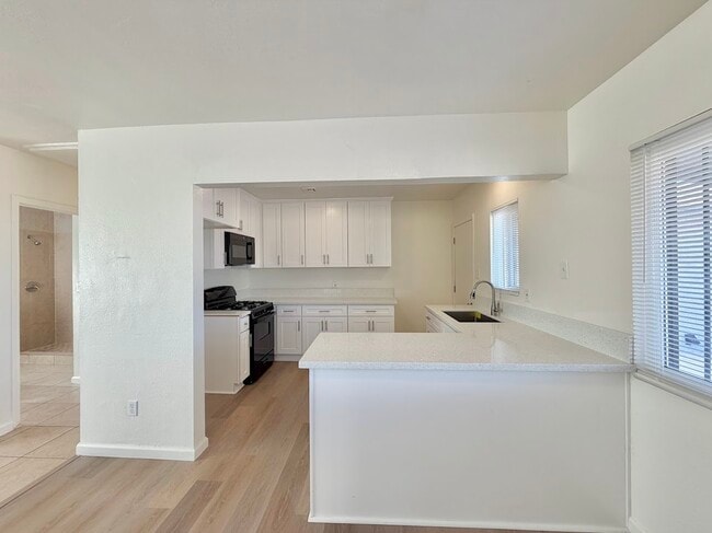 Building Photo - 11366 Chamberlaine Way