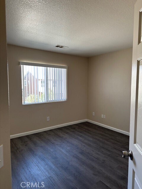 Building Photo - 12364 Freeport Dr