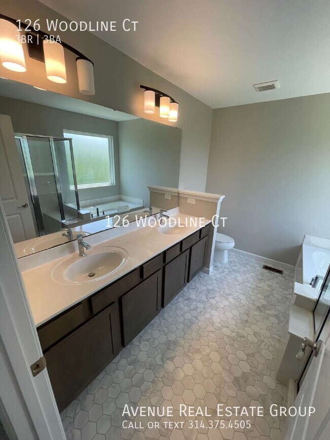Building Photo - 126 Woodline Ct