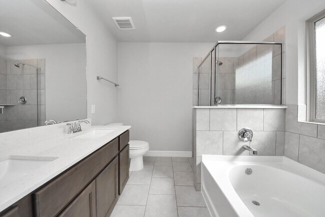 Building Photo - 196 Chestnut Meadow Dr