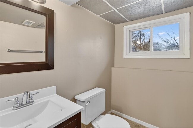 Building Photo - 5635 Alabama Ave