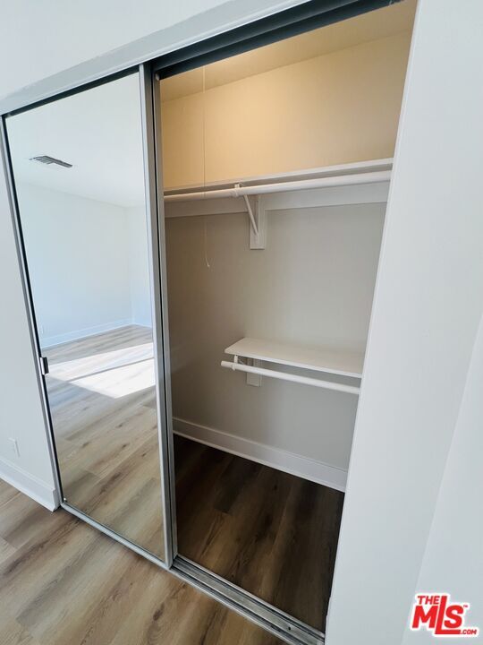 Building Photo - 11738 Mayfield Ave