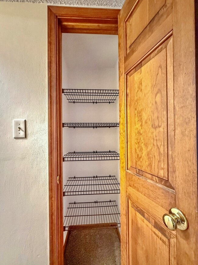 Building Photo - 12182 Heron Dr