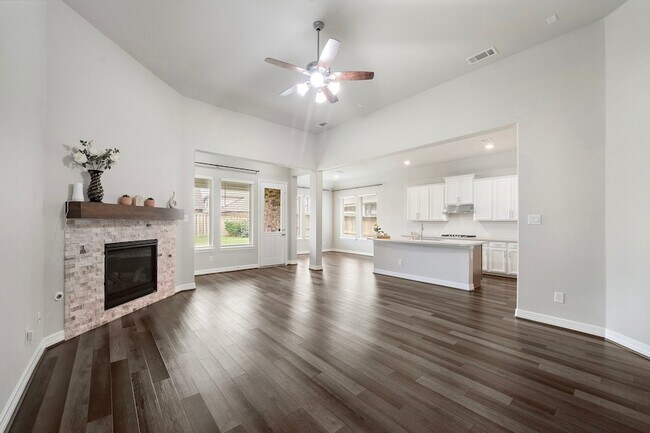 Building Photo - 27130 Spanish Wind Ct
