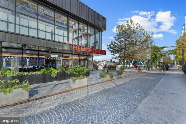 Building Photo - 1378 4th St SW