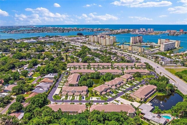 Building Photo - 11229 Kapok Grand Cir