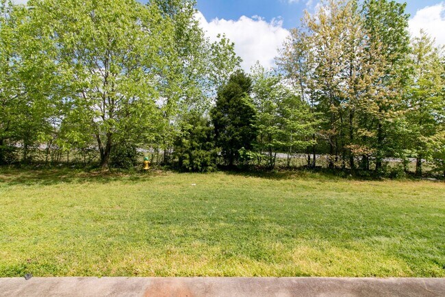 Building Photo - 821 Oak Arbor Ct