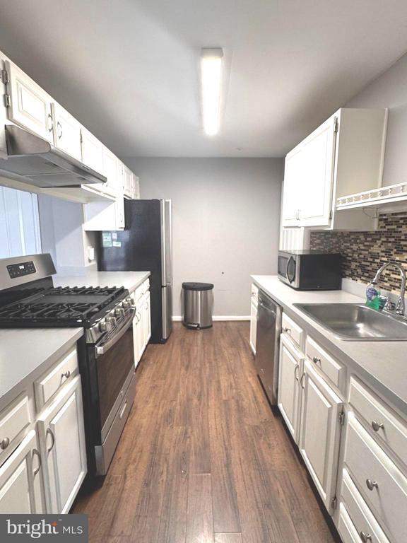 Building Photo - 306 Waters Edge Dr