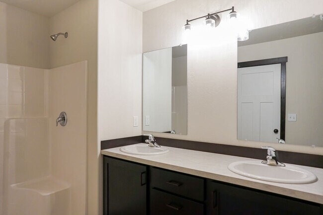 Building Photo - Newly built home with 3 car garage