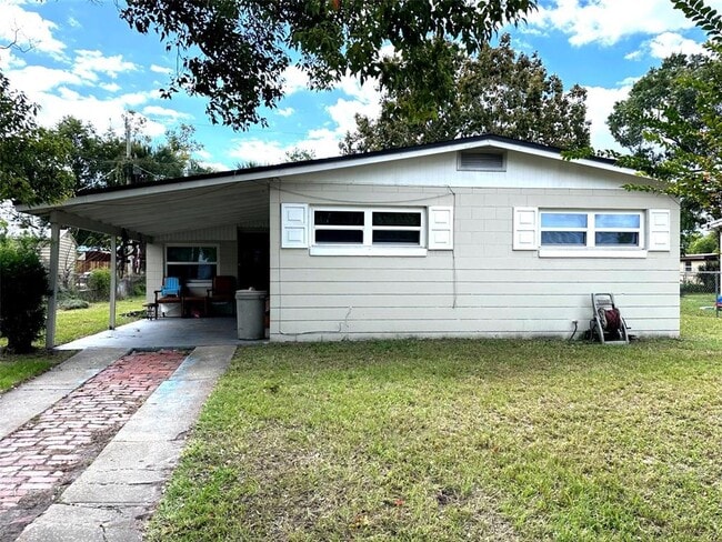 Primary Photo - 107 Academy Ave
