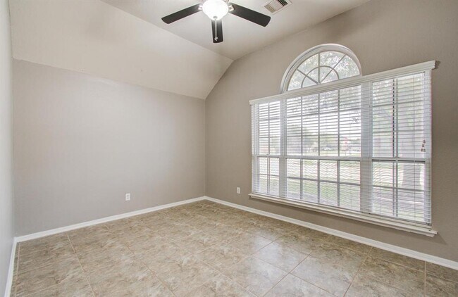 Building Photo - 4823 Upland Dale Ct