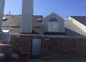 Building Photo - 9810 Walnut Ln