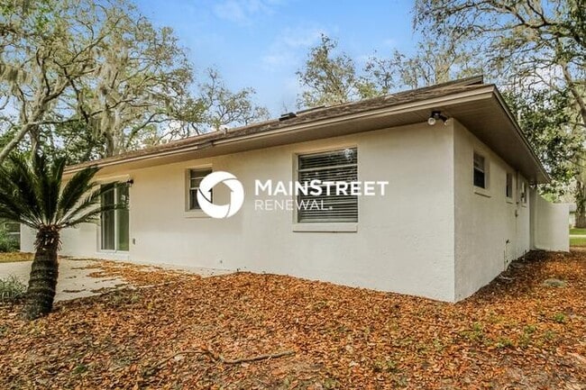 Building Photo - 3 Bedroom Pet-Friendly Home in LONGWOOD, F...