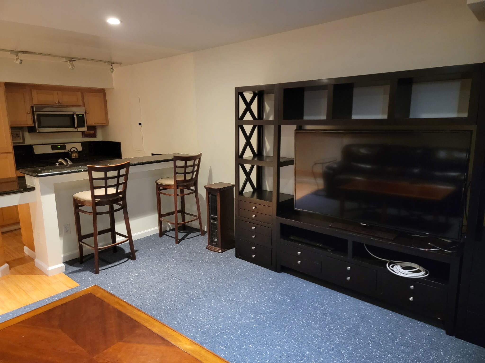 Building Photo - 1529 Grand Ave