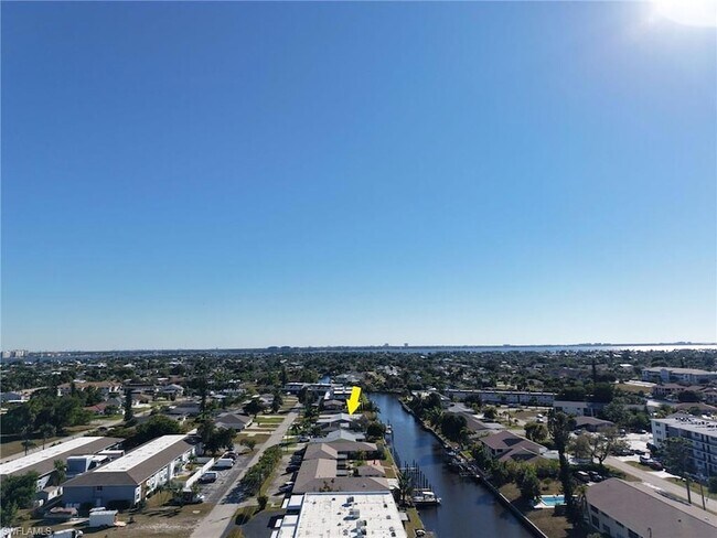 Building Photo - 4916 Viceroy St