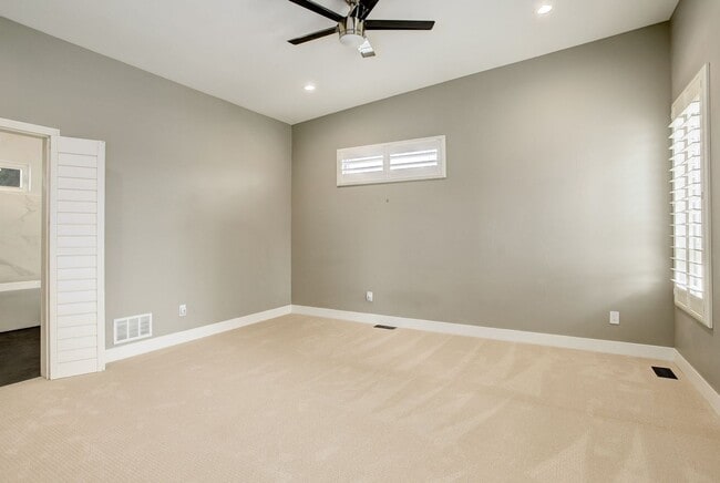 Building Photo - 4 Bedroom 3 Bath With Tons of Character Ne...