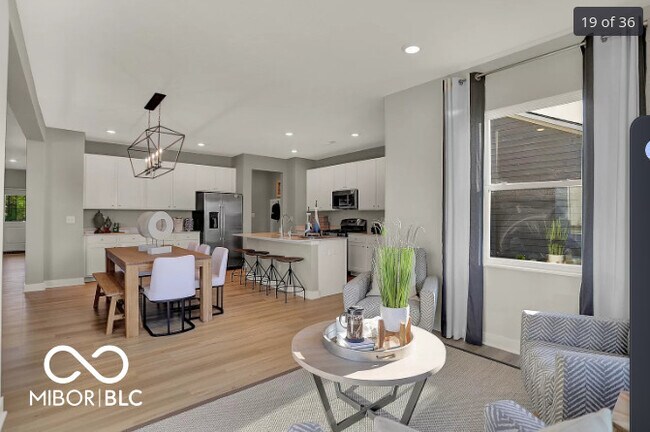 Building Photo - 1104 Sunderland Dr