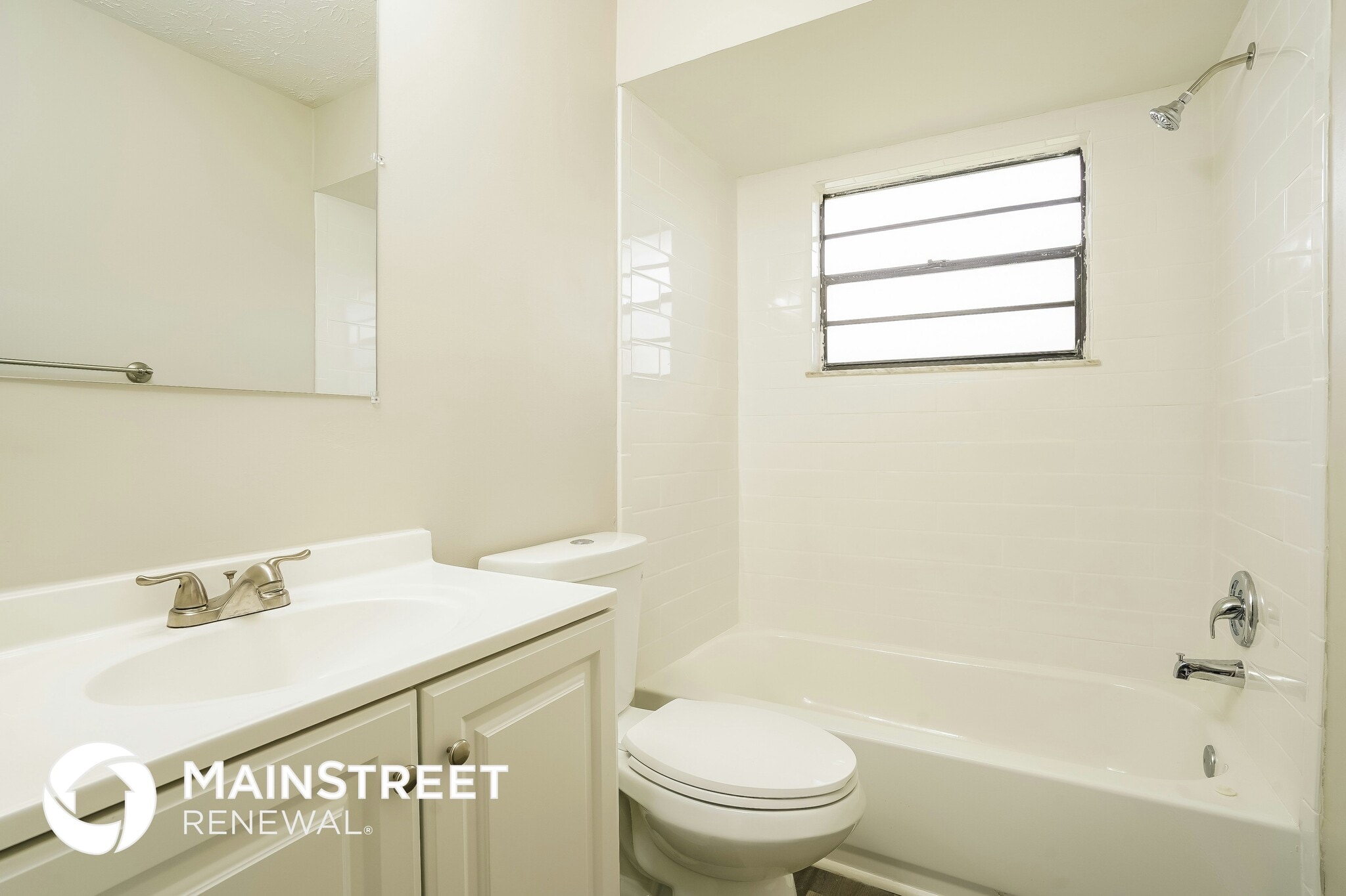 Building Photo - 456 SW Molloy St