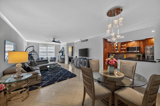 Building Photo - 2851 S Ocean Blvd