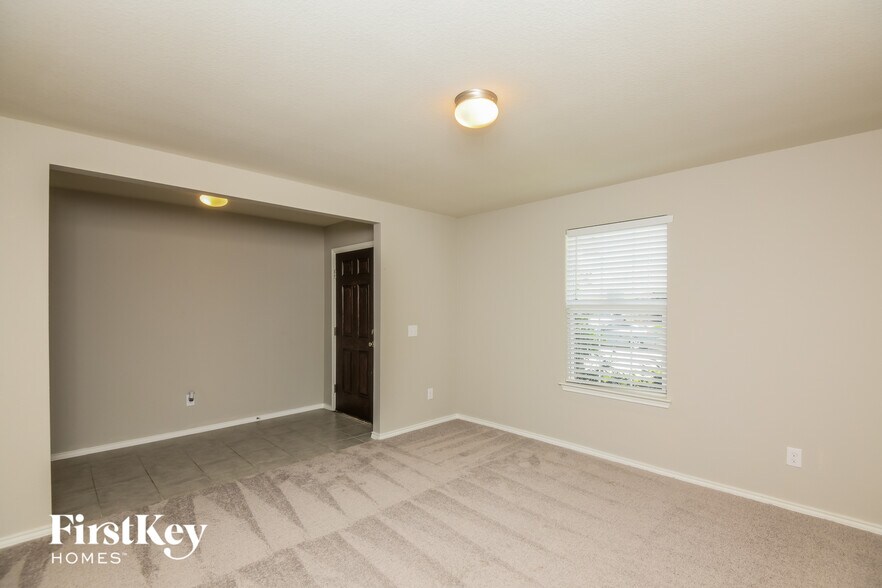 Building Photo - 6233 Misty Breeze Dr