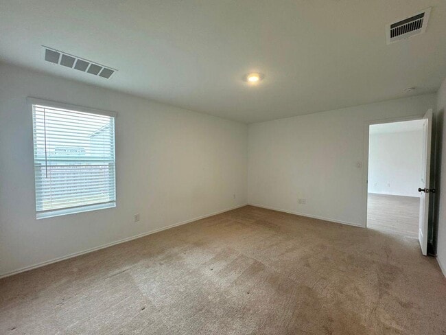 Building Photo - 109 Little Sparklers Lp