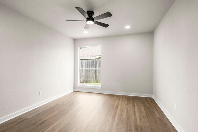 Building Photo - 11534 Willwood Dr