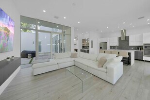 Building Photo - 5720 Coral Way