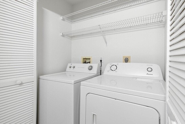 Building Photo - 1885 Palm Cove Blvd