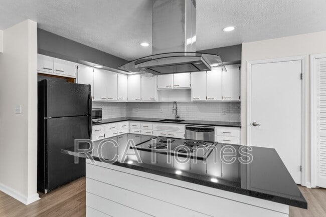 Building Photo - 3164 Bluebell Ln
