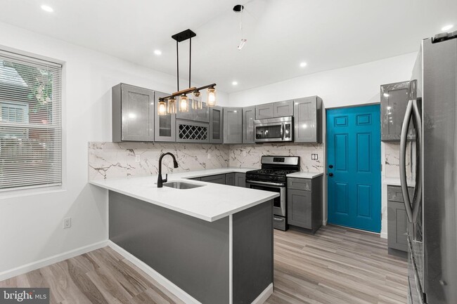 Building Photo - 5514 Broomall St