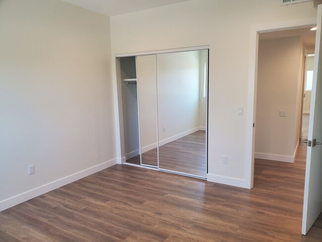 Building Photo - 4960 Sepulveda Blvd