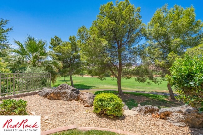 Building Photo - Remarkable 3 Bedroom Condo Next to Sunbroo...