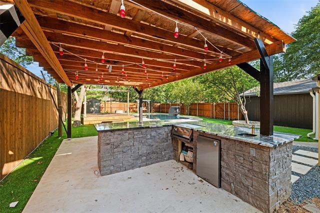 Building Photo - 2719 Northcrest Rd