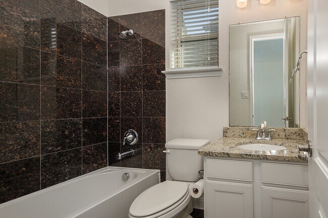 Building Photo - 46 Caprice Bend Pl