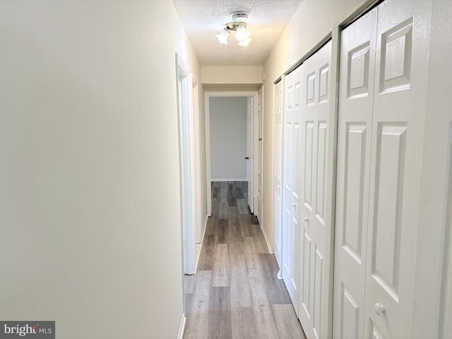 Building Photo - 11905 Tarragon Rd