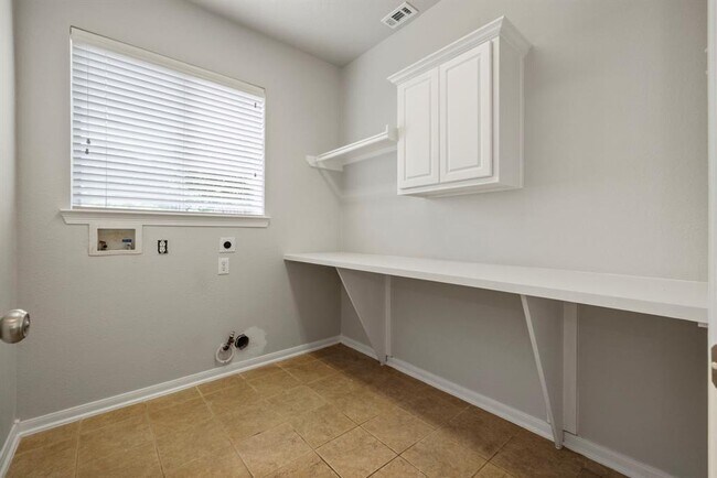Building Photo - 21807 Columbia Falls Ct