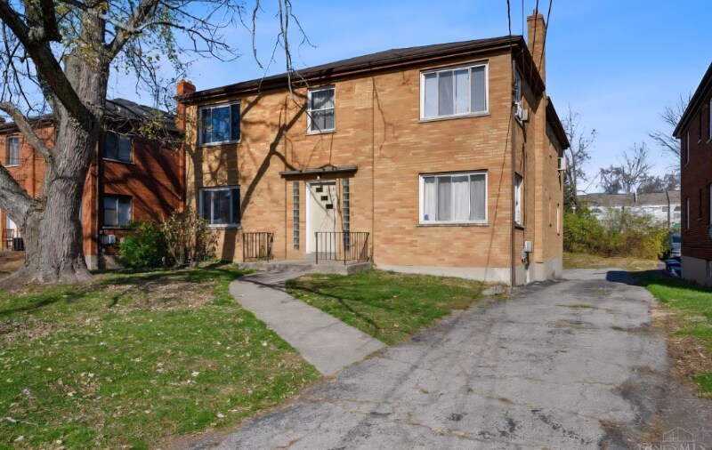 Primary Photo - 3910 E Gatewood Ln