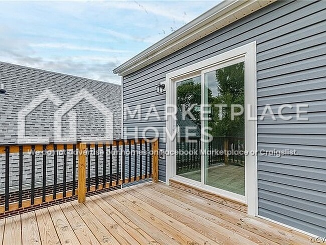 Building Photo - 1803 1/2 N 28th St